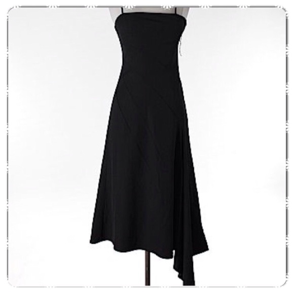*HOLD*👗💗Beautiful BCBG MaxAzria dress :)