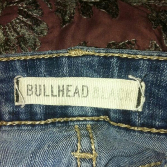 Bullhead Jeans - Picture 3 of 3