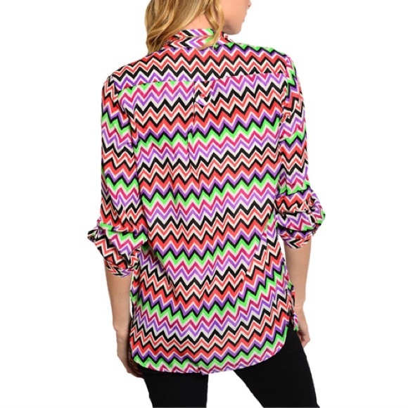 Chevron Popover Top - Picture 2 of 3