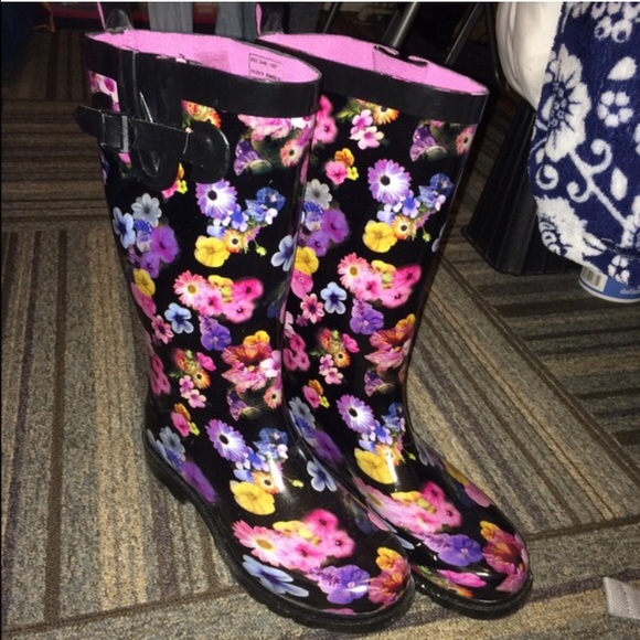 Rain boots