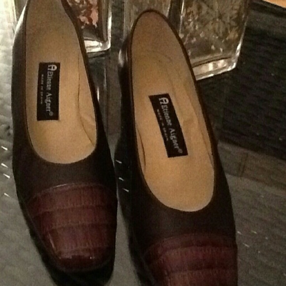 Etienne Aigner leather pumps size 8m beautiful
