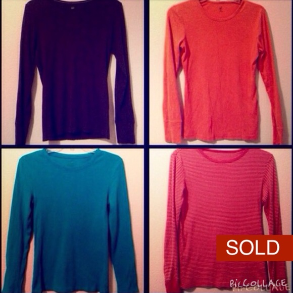 ❌SOLD❌Long sleeve top BUNDLE