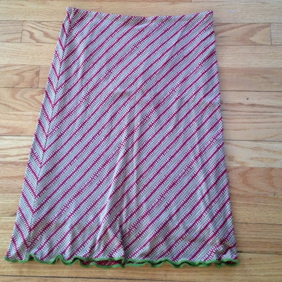 Max studio skirt