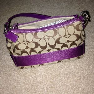 Super cute coach purse- never used!