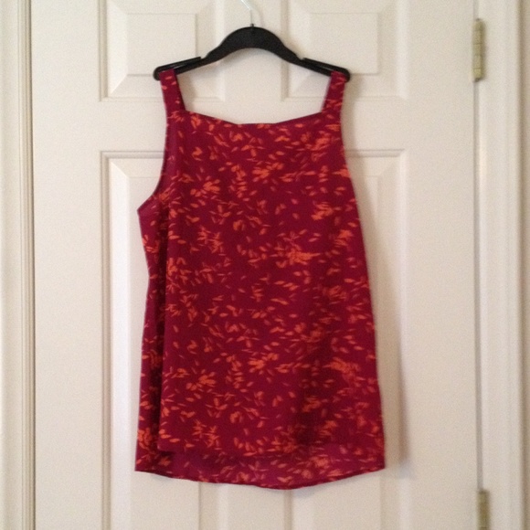 LOFT Ruffled Tank Top - Picture 3 of 4
