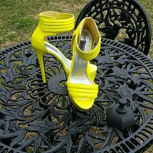 Yellow stilettos