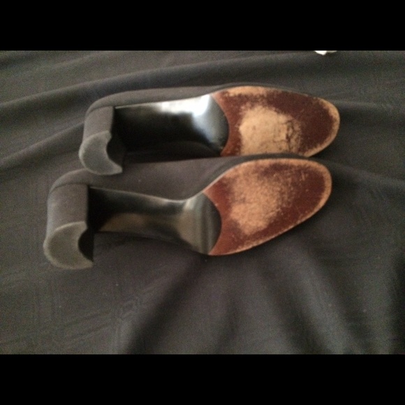 Authentic Stuart weitzman pumps - Picture 4 of 4