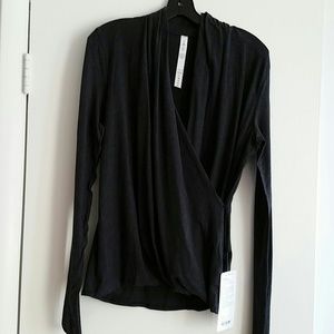 Lululemon Radiant long sleeve wrap