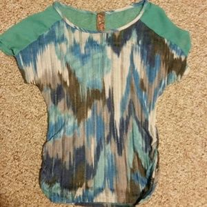 Tribal top ❌sold in bundle