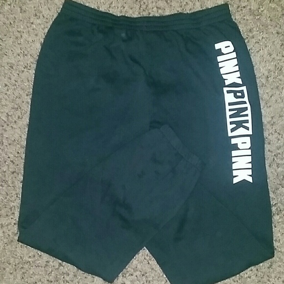 Black vs Capris - Picture 1 of 1