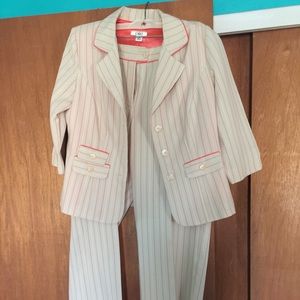 Ladies pant suit.