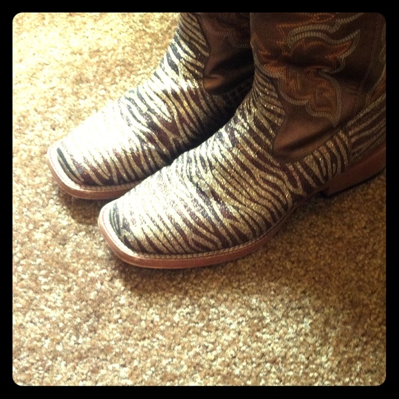 Gold Zebra Sparkly Boots!