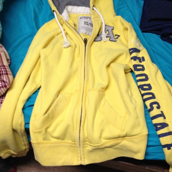 Aeropostale zip up jacket. Runs bit