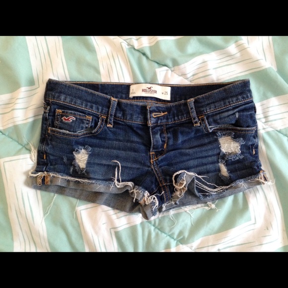 Hollister distressed shorts