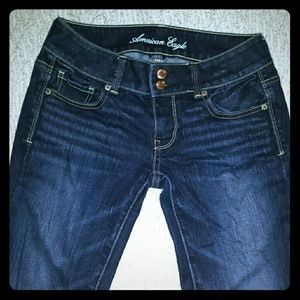 Size 2 American Eagle Capri Artist Jean