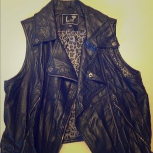 Cropped leather Vest