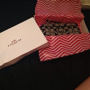 Medium coach wristlet