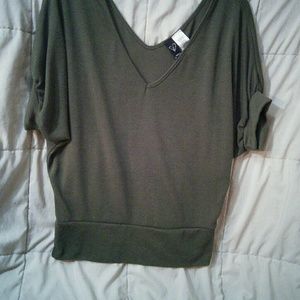 Hold -'Sweater Bundle for Sinder