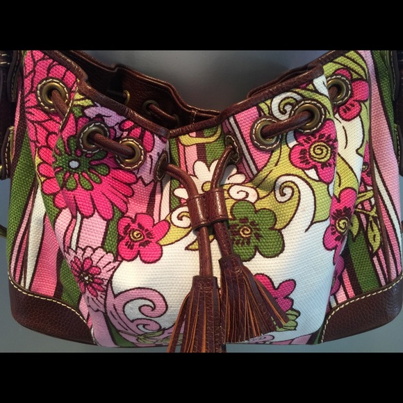 SOLD 🎉🎉🎉🌟HP🌟Isabella Fiore Floral Satchel