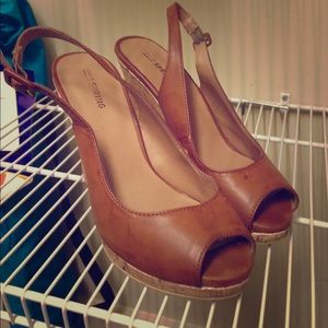 Call it Spring brown wedges