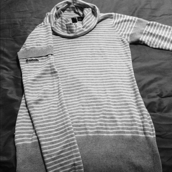 Cowl neck long sweater.