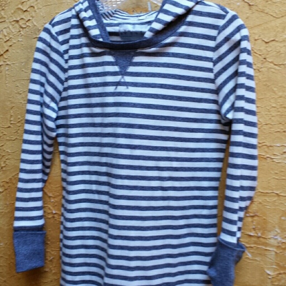 Gray and white thermal with hood
