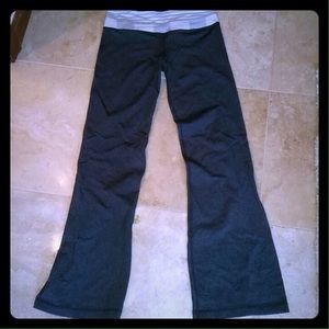 Grey lululemon groove pants