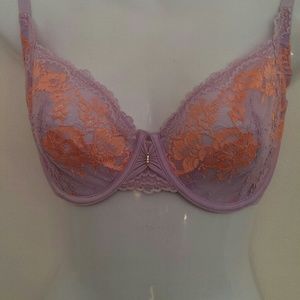 NWT Victoria's Secret 34 Rd