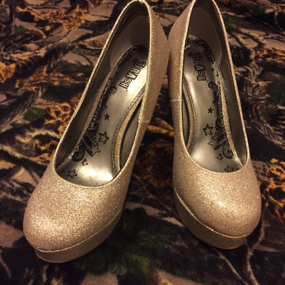Gold Glitter Platforms - Picture 2 of 2