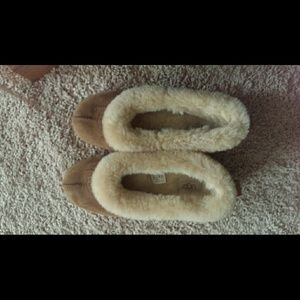Ugg slippers