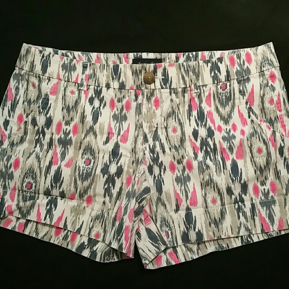 AE midi shorts. Size 10.