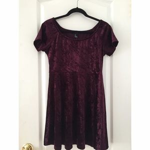 💜 NWT Forever21 skater dress!