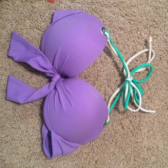California Waves Other - a swimsuit top from California Waves