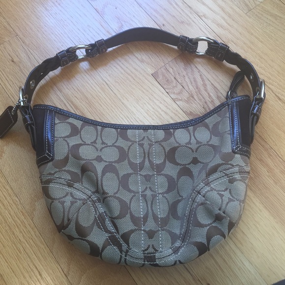 Coach Hobo bag! - Picture 2 of 4