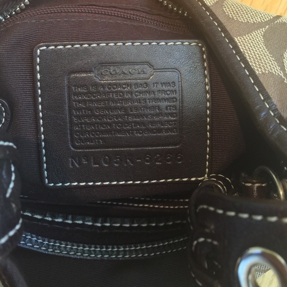 Coach Hobo bag! - Picture 4 of 4