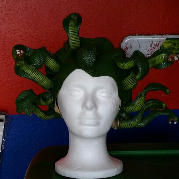 Medusa snake wig