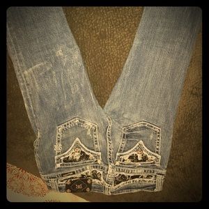 Size 27 miss me jeans