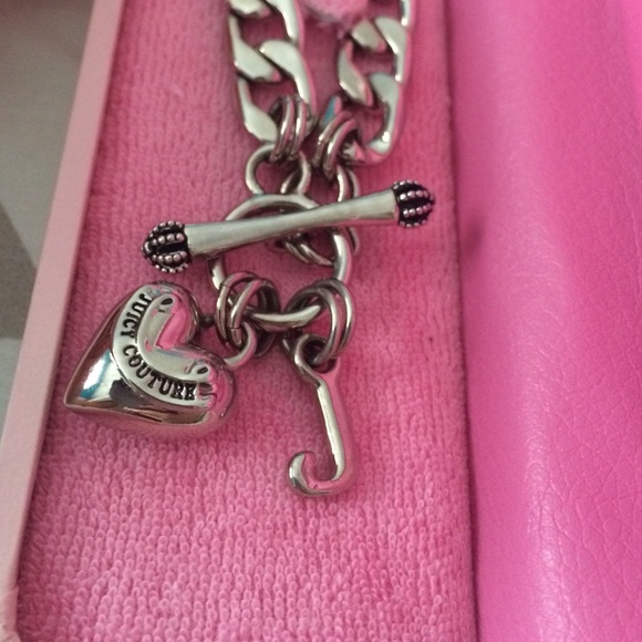 Juicy couture necklace