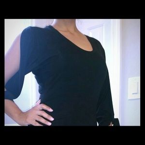 CACHE FITTED DRESS open sleeves.