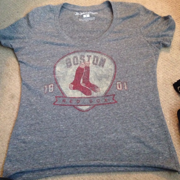 BOSTON RED SOX women's shirt!