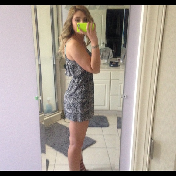 Sundress☀️ - Picture 2 of 2