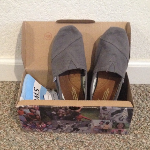 Toms shoes