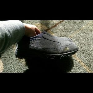 North Face winter slip-ons - primaloft insulation
