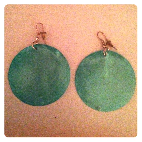 Shell earrings