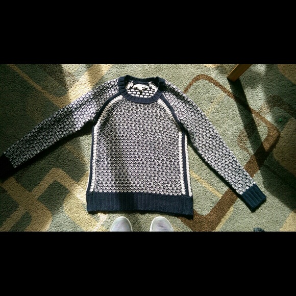 Max Studio sweater - navy and cream