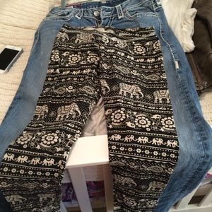 URBAN OUTFITTERS elephant leggings!