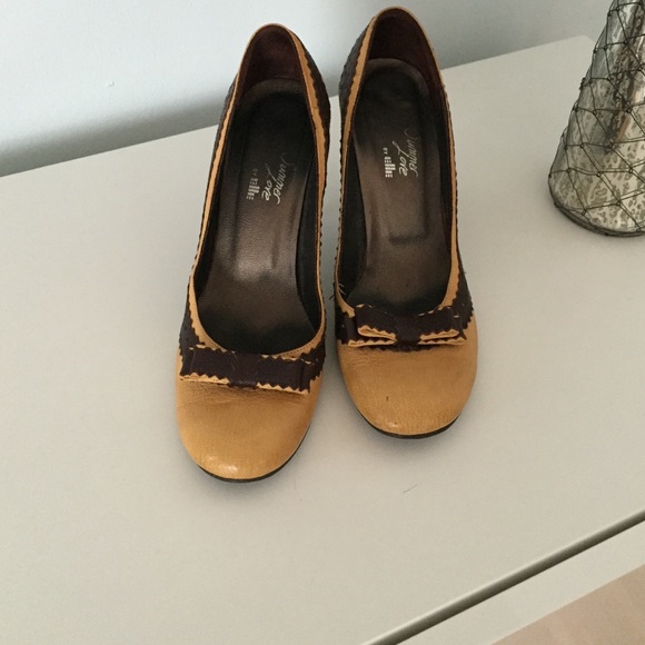 Elle Brown/Yellow Stiletto
