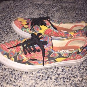Peacock Vans