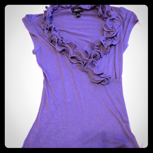 Purple ruffled top... Super cute!