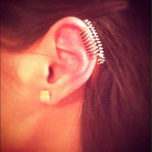 Ear cuff earring